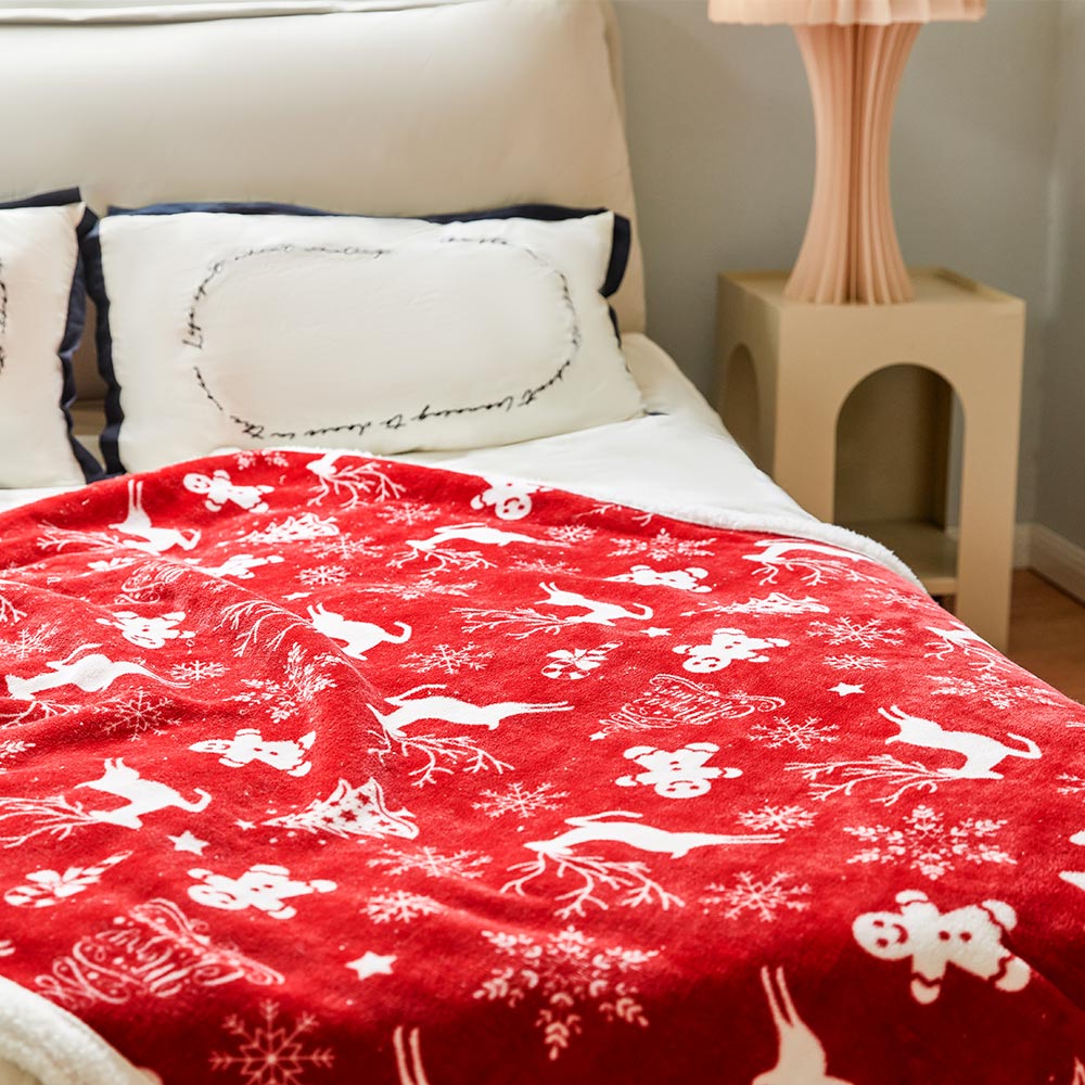 OLAOLA Red Christmas Flannel Blanket With Hat Original Design Warm Fuzzy Soft Bed Couch Sofa Throw Blanket Home Decoration