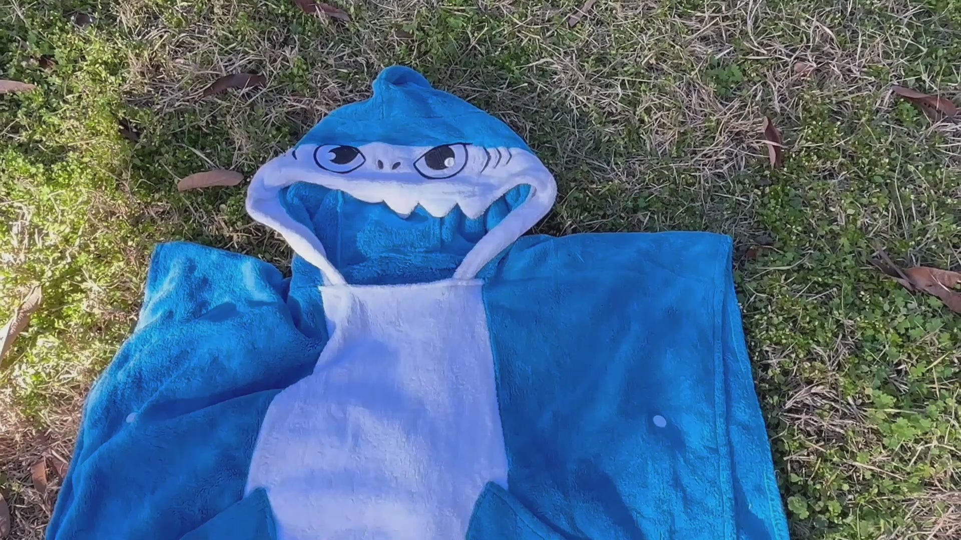 OLAOLA Kids Shark Animal Beach Bath Towels Blanket Plush Soft Coral Fleece Homewear Bath Hooded