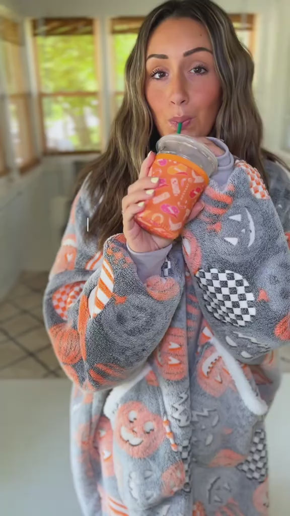 OLAOLA Unisex Adult Kids Plush Pumpkin Wearable Blanket Hoodie Warm Home One-Piece Sleepwear